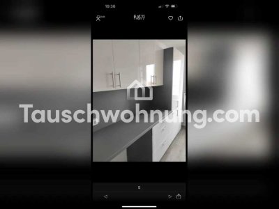 Tauschwohnung: Schöne 3 Raum Wohnung mit integrierter Einbauküche