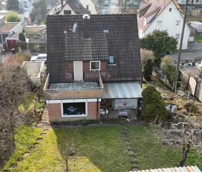 Charmantes Einfamilienhaus mit großem Garten in Nürtingen - 221-25