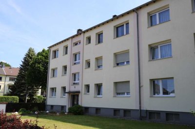 Gepflegte 3-Zimmer Wohnung mit schönem Balkon  - zentral zwischen Essen und Mülheim