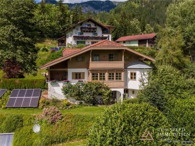 CHARMANTES KLASSISCHES LANDHAUS IN PREMIUM LAGEBergblick, Südlage, 3 km zumSchilift