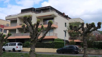 Gepflegte Appartementwohnung mit Balkon an der Rheinpromenade