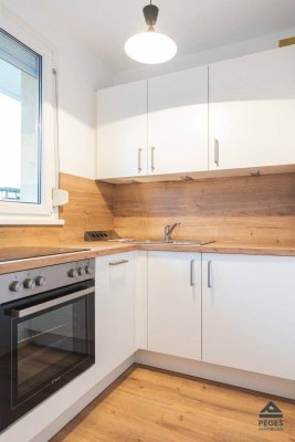 Erstbezug nach Renovierung: 2-Zimmer-Wohnung mit Balkon - Herrnau, Nähe NAWI