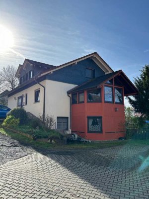 + Tolles Wohnhaus mit besonderem Fernblick +