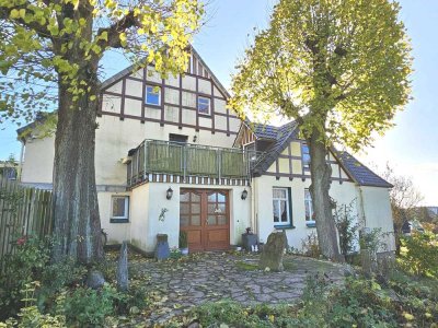 Freistehendes 2- Familienhaus mit sehr großem Grundstück und Sauna