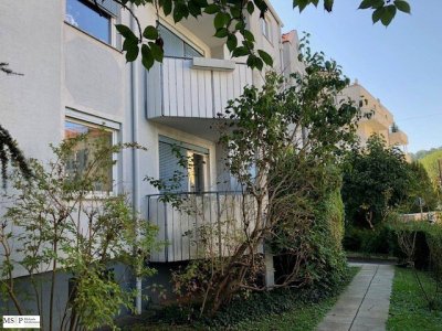 Schöne, neu renovierte Dachgeschoß-Wohnung mit großer Terrasse in Graz-Geidorf zu verkaufen