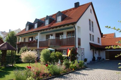 Großzügige 5-Zimmer-Maisonette-Wohnung mit Galerie und Balkon in ruhiger Lage von Hallbergmoos