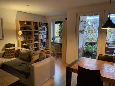 Ruhige, gemütliche 3-Zimmer-Wohnung mit Südbalkon in München Berg am Laim/Haidhausen