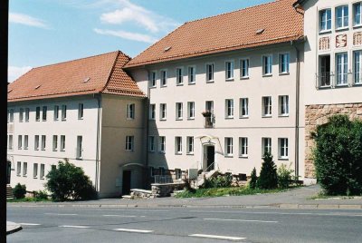 4 Raum Wohnung nähe Kiga, Schule, Einkaufen usw.