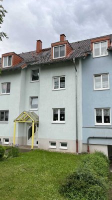 Gemütliche 2 Zimmer Wohnung mit Wintergarten und Blick ins Grüne