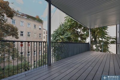 STIL-ALTBAU mit GROSSEM BALKON! Erstbezug in generalsaniertem Wohnprojekt in zentraler Lage