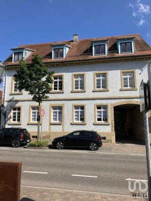 **Frisch renovierte 4-Zimmer-Wohnung in Eggenstein-Leopoldshafen mit mediterranem Innenhofblick**