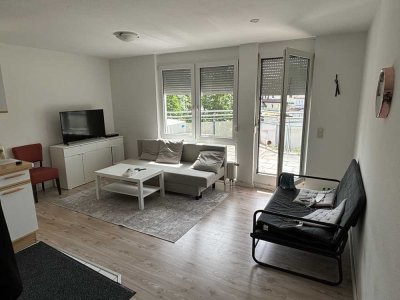 Vollmöblierte 2 Zimmer Wohnung mit Dachterrasse