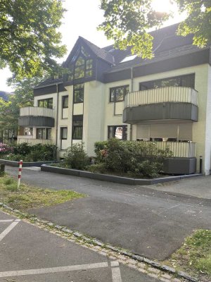 Geschmackvolle -Maisonette-Wohnung mit Balkon und Einbauküche in Bonn