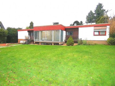 Nähe Wassenberger Waldrand! Großflächiger Bungalow mit großem Grundstück.