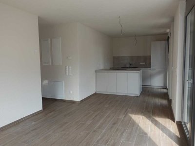 Wunderschöne 3 Zimmer Wohnung mit Balkon in einem KFW 40+ Haus