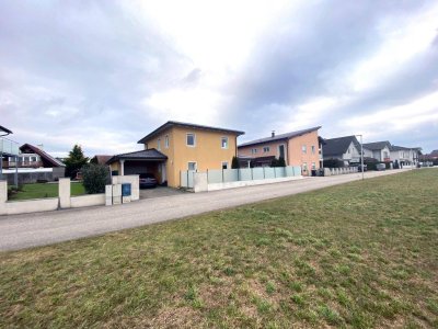 Hochwertige 3-Zimmerwohnung mit Balkon! Sofort verfügbar!