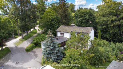 Bevorzugte Lage direkt am "Guntramshügel" 
Nähe Klinikum! 1.000 m² Grund, bebaut mit Einfamilienhau