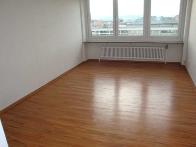 Toplage mit exklusivem Ausblick im Zentrum, 1-Zi.-Wohnung mit Küchenzeile, Wfl. ca. 30 m²