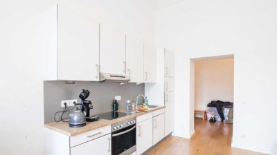 HOMESK -2-Zimmer-Hochparterre-Wohnung im Altbauquartier in Buch