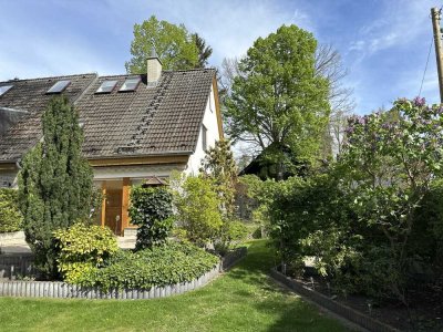 Doppelhaushälfte mit Garten in Berlin-Kladow