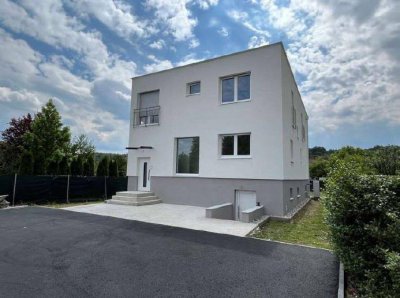 Miete - Neuwertiges Einfamilienhaus mit 5 Zimmern, 290 m² Fläche und Garten in 7422 Riedlingsdorf!
