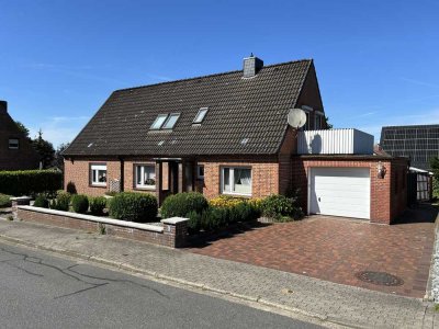 Für die große Familie - Einfamilienhaus mit schönem Garten in ruhiger Lage