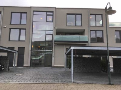 Stilvolle 3-Raum-Penthouse-Wohnung in Hoffnungsthal