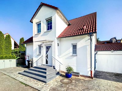 Freistehendes Einfamilienhaus mit großem Garten in Karlsfeld