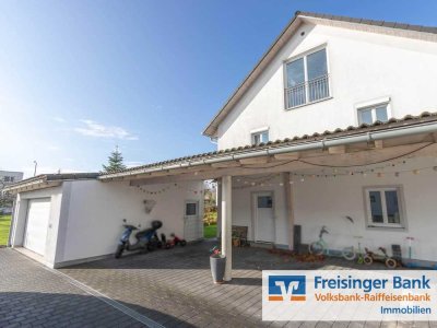 Einzigartige Gelegenheit - Einfamilienhaus mit reichlich Platz und Pool in Freising