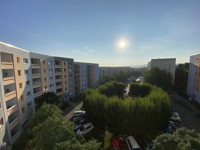 Bezugsfertige Singlewohnung mit Balkon