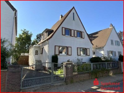 Zweifamilienhaus mit schönem Garten