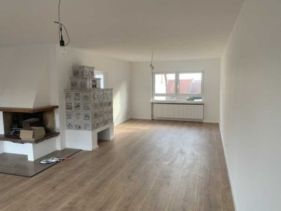 Geräumige, modernisierte 5,5-Raum-Wohnung mit Balkon in Offstein