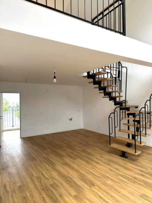 Neubau: Maisonette-Wohnung mit Balkon und Loggia!