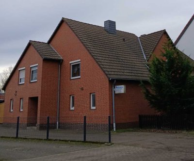 Geräumiges, günstiges 11-Zimmer-Mehrfamilienhaus in Lehrte