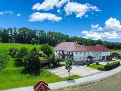 Land &amp; Gut: Hof für Menschen, Tiere ... - Wohnen. Arbeiten. Anlage.