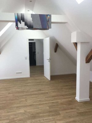 elegante 2,5 Zimmer Wohnung