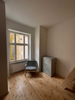 *ERSTBEZUG* Schöne teilmöblierte Wohnung mit Tageslichtbad und EBK - WE21