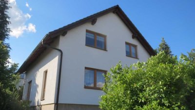 DAS GLÜCK hat ein ZUHAUSE -großzügiges- gepflegtes EFH mit Terrasse & Balkon-Doppel-Carport & Büro