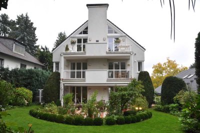 Lichtdurchflutete 3-Zimmer-Whg. mit 2 Balkonen am Lohrberg in Frankfurts Grüngürtel