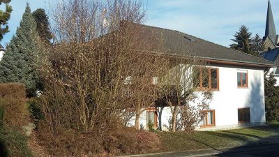 Wallmdachbungalow  6 Zimmer, 200 m²,  große Garage 40 m², Dornburg Thalheim