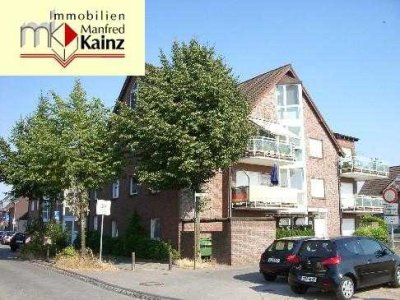 SCHÖNE 2,5 RAUM WOHNUNG MIT AUSBLICK AUF DIE RHEINAUEN