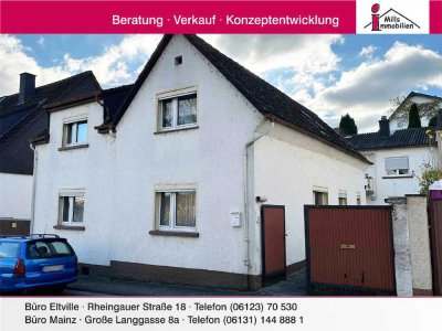 Charmantes 1-2 Familienhaus + 2 ZKB-Wohnung im Hinterhaus