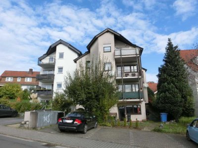 Ober-Ramstadt!** Toll geschnittene 3 Zimmerwohnung im 1. Obergeschoss mit 2 Balkonen**