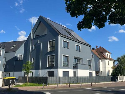 Außergewöhnliche, großzügige 4-Zi.-Maisonettewohnung mit Loggia und Tiefgarage