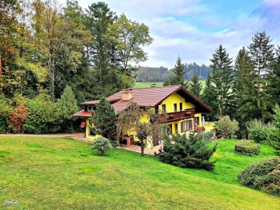 Traumhaftes Einfamilienhaus in Buchbach - Modernisiert, großzügig &amp; familienfreundlich