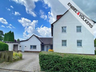 Solides Zweifamilienhaus mit Potential!