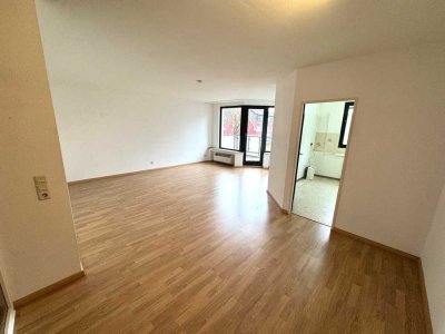 Hübsche Wohnung mit Balkon, 2 Bädern und Stellplatz in guter Lage  von Essen-Steele