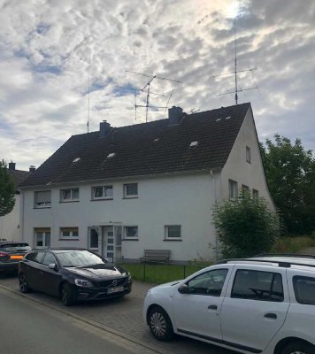 Freistehendes 3-Fam.-Haus mit 2 Garagen in Schwerte-Ergste