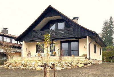 Schmuckkästchen Mondsee - Gepflegtes Haus in St. Lorenz mit eigenem Badeplatz am Mondsee zu vermieten!