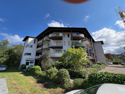 2 Raum Wohnung im 2.OG mit Balkon in wundervoll gepflegtem Wohnhaus in Freital